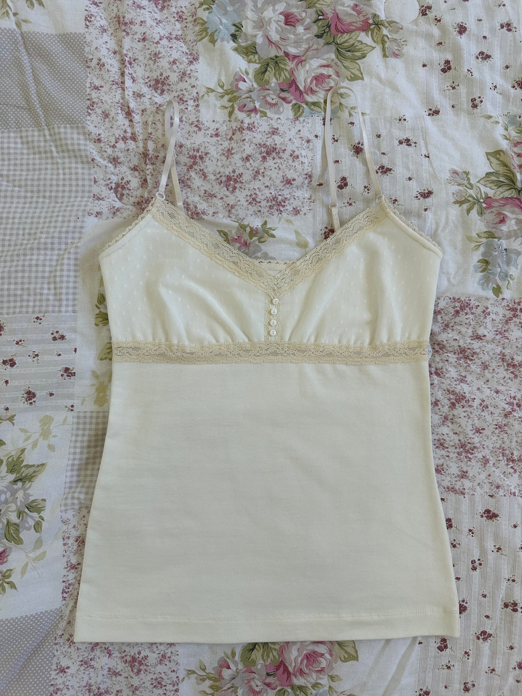 Ivory button tank
